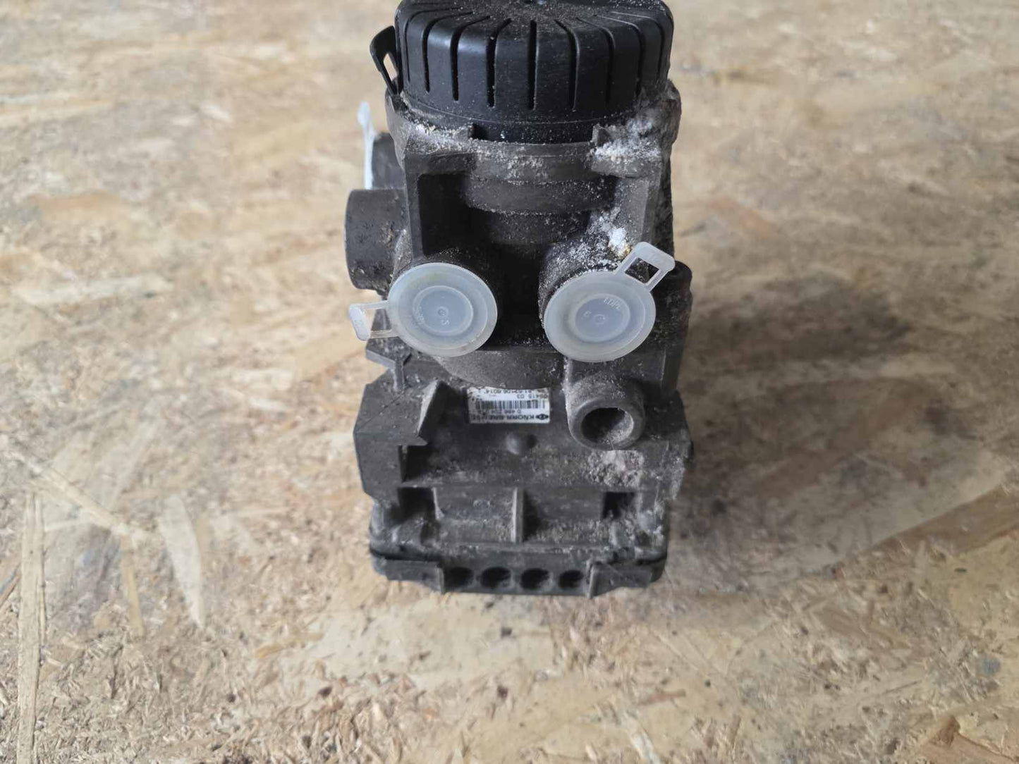 VALVE EBS MAN 0486204017 81.52106.6014 81.52106.6011