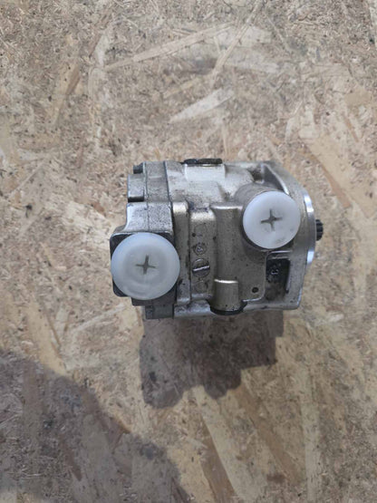 MERCEDES BENZ ACTROS MP4 / MP5 STEERING PUMP A9604600280