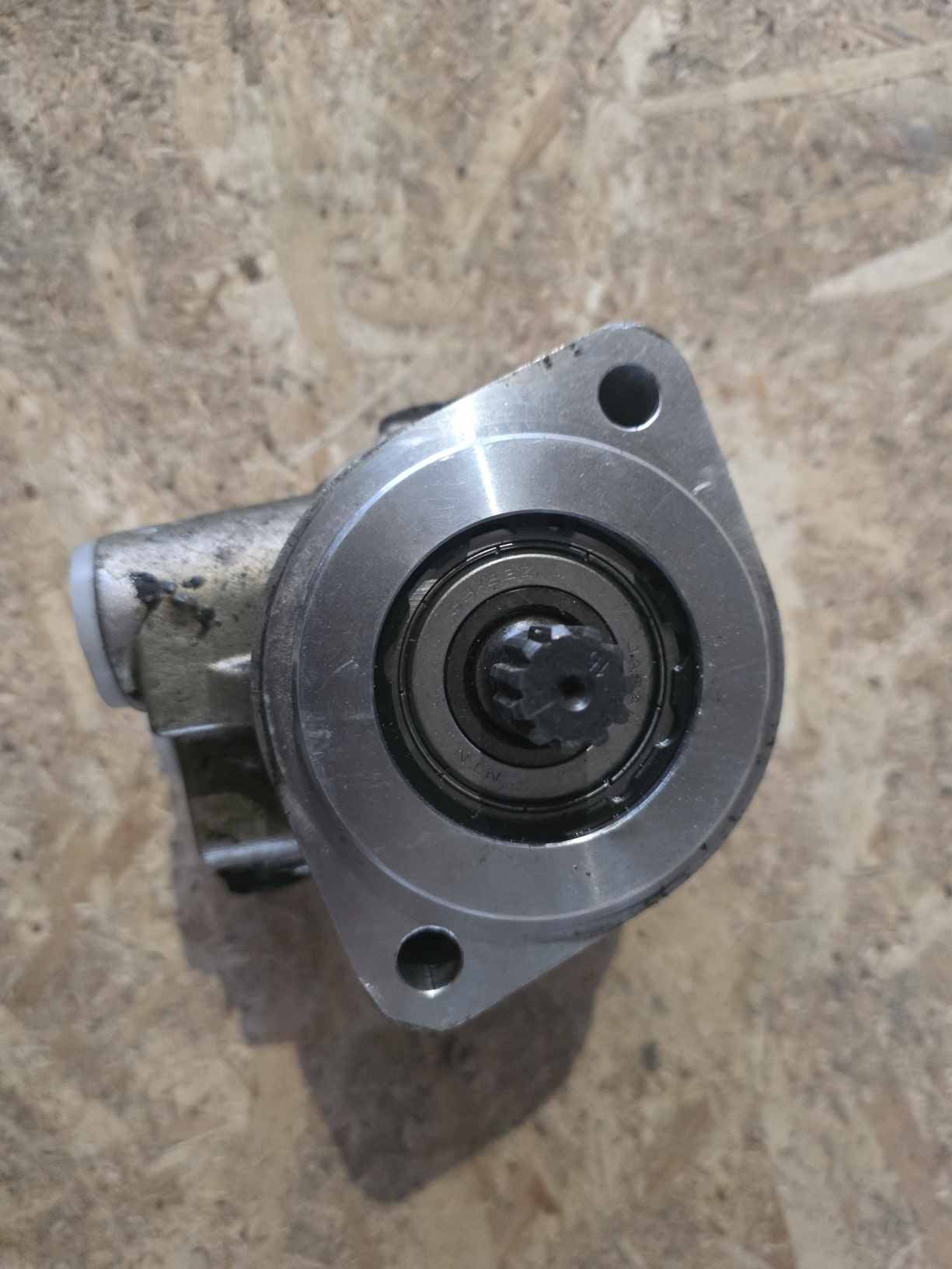 MERCEDES BENZ ACTROS MP4 / MP5 STEERING PUMP A9604600280