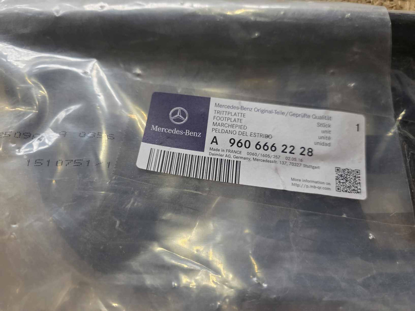MERCEDES-BENZ ACTROS MP2 MP3 MP4 FOOT BOARD A9606662228