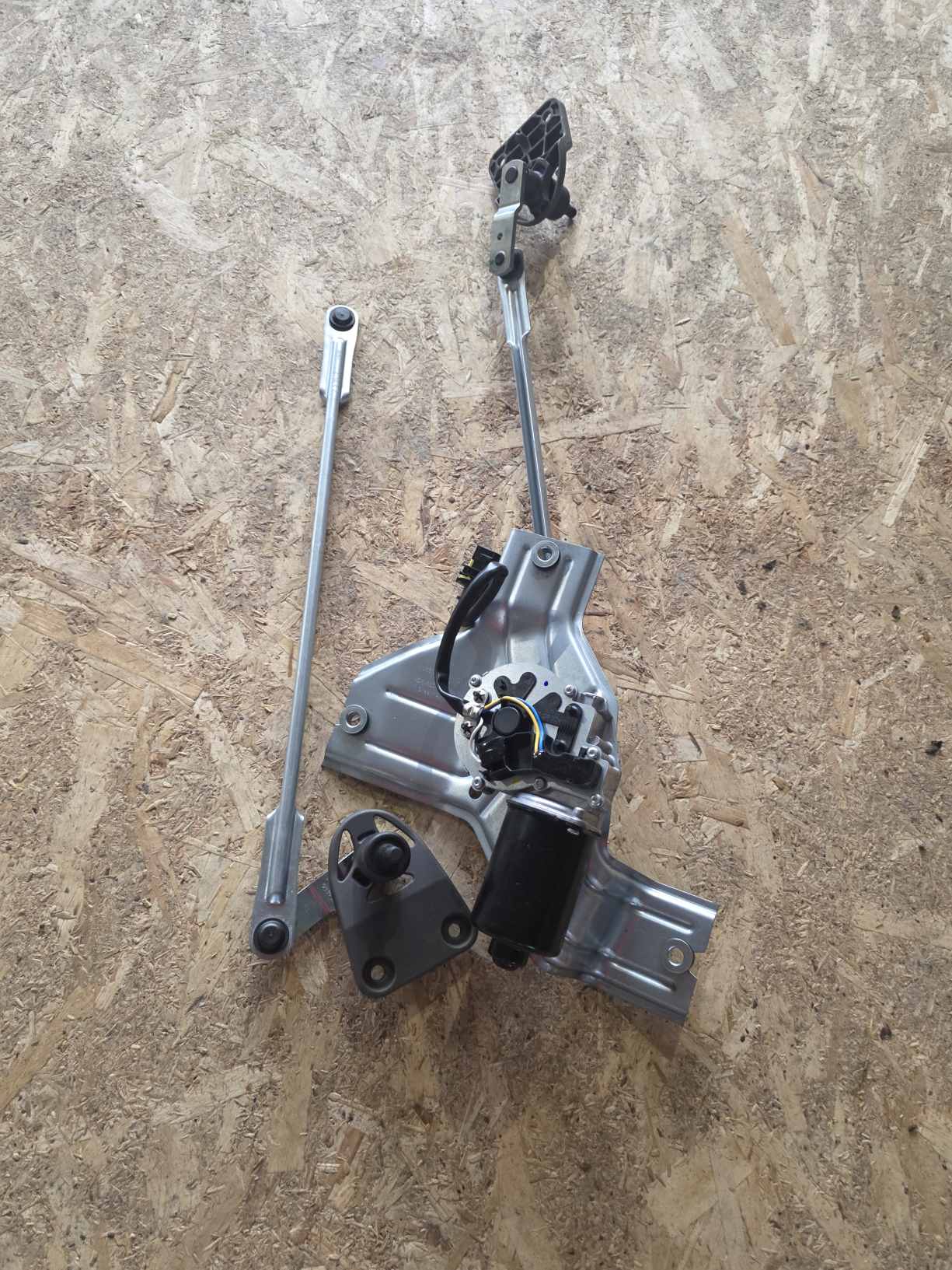 MERCEDES-BENZ ACTROS MP4 WIPER LINKAGE A9608202381
