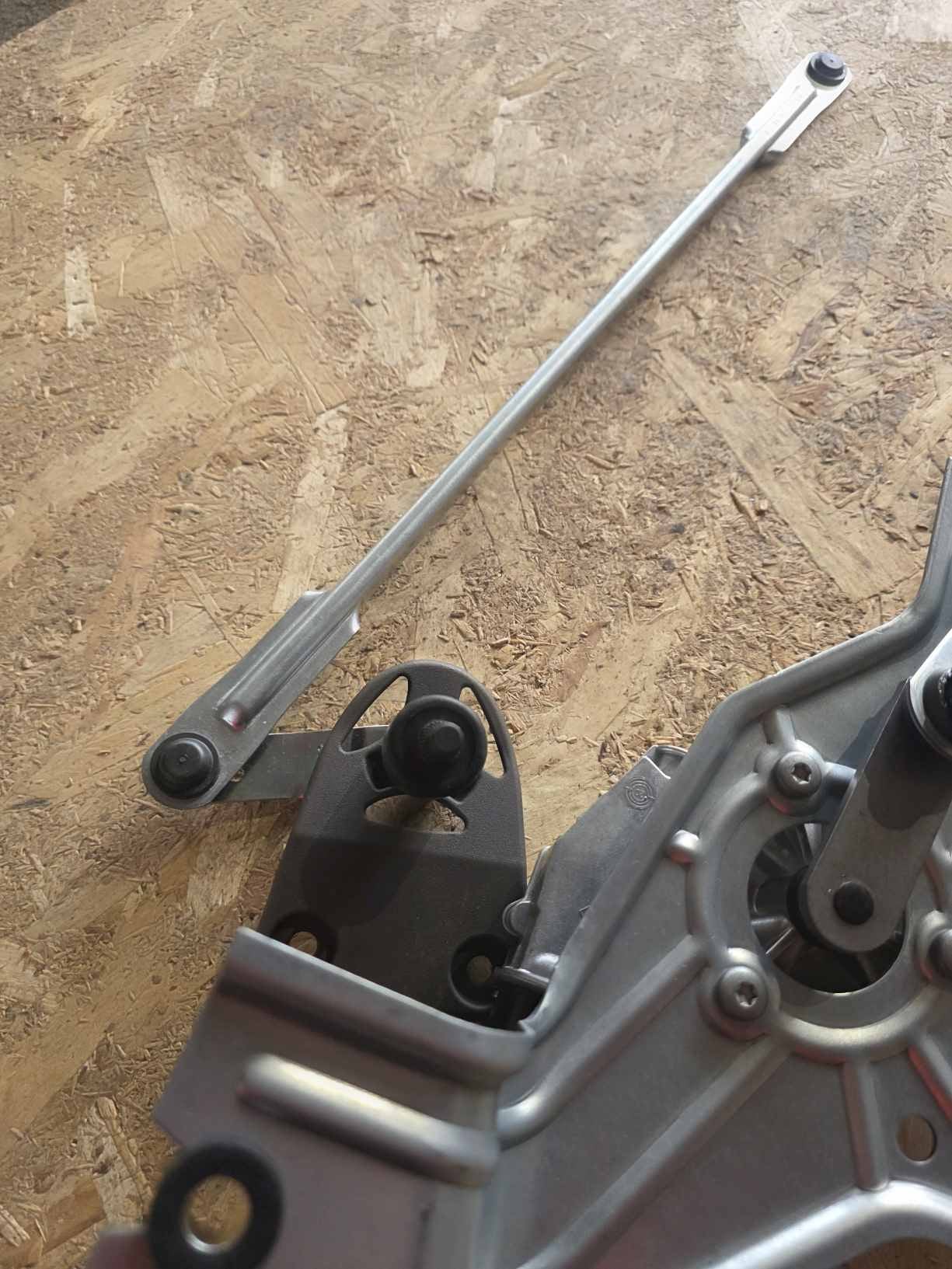 MERCEDES-BENZ ACTROS MP4 WIPER LINKAGE A9608202381