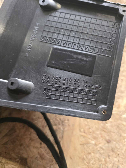 MERCEDES-BENZ ACTROS MP3 RIGHT MIRROR ARM A0028103314