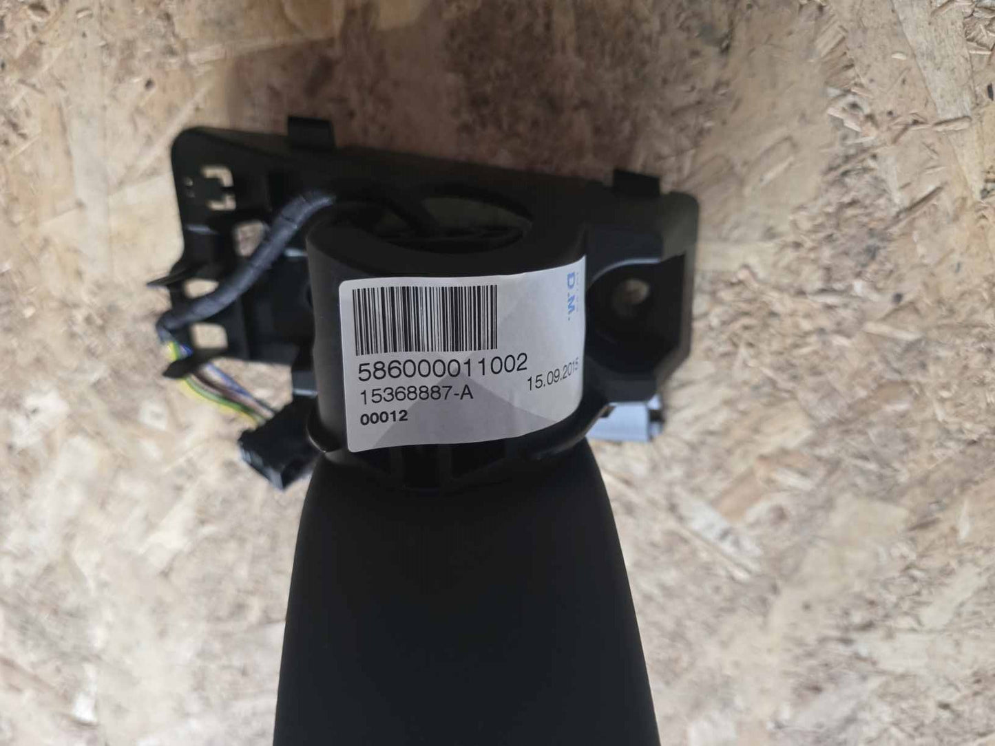 MERCEDES-BENZ ACTROS MP4 RIGHT SIDE MIRROR HOLDER A0018117814