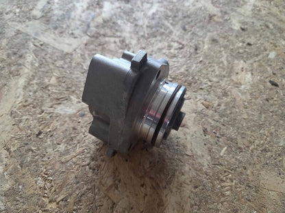 IVECO DAILY 3.0 DIESEL INJECTION PUMP BRACKET 504120126