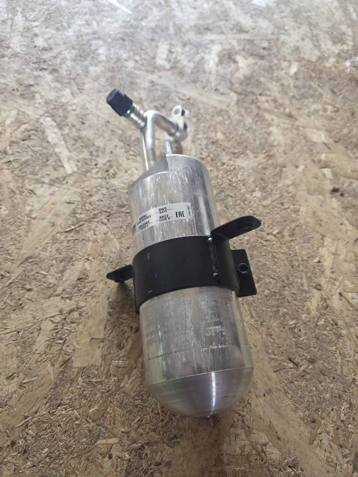 VOLVO FH II 2017 NISSENS 95592 AC RECEIVER DRIER