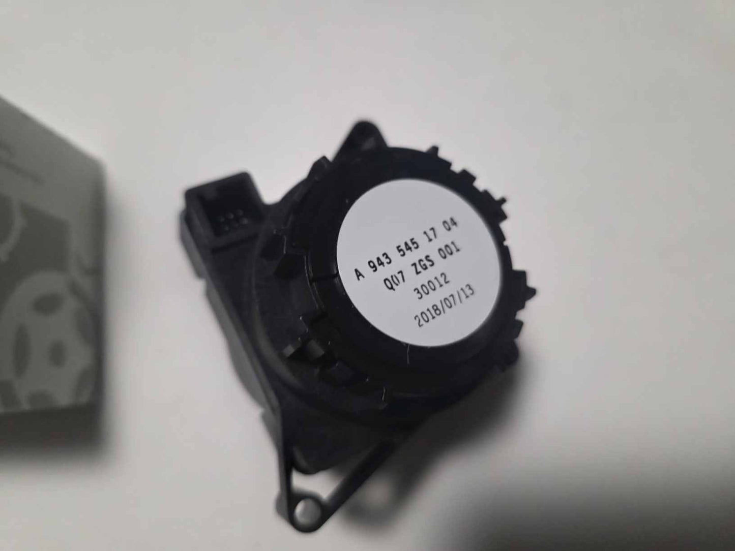 MERCEDES-BENZ ACTROS LIGHT SWITCH A9435451704