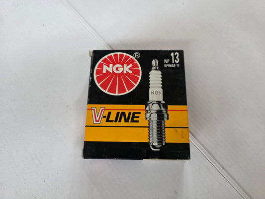 NGK V-Line 5339 Spark Plug 4x Complete set