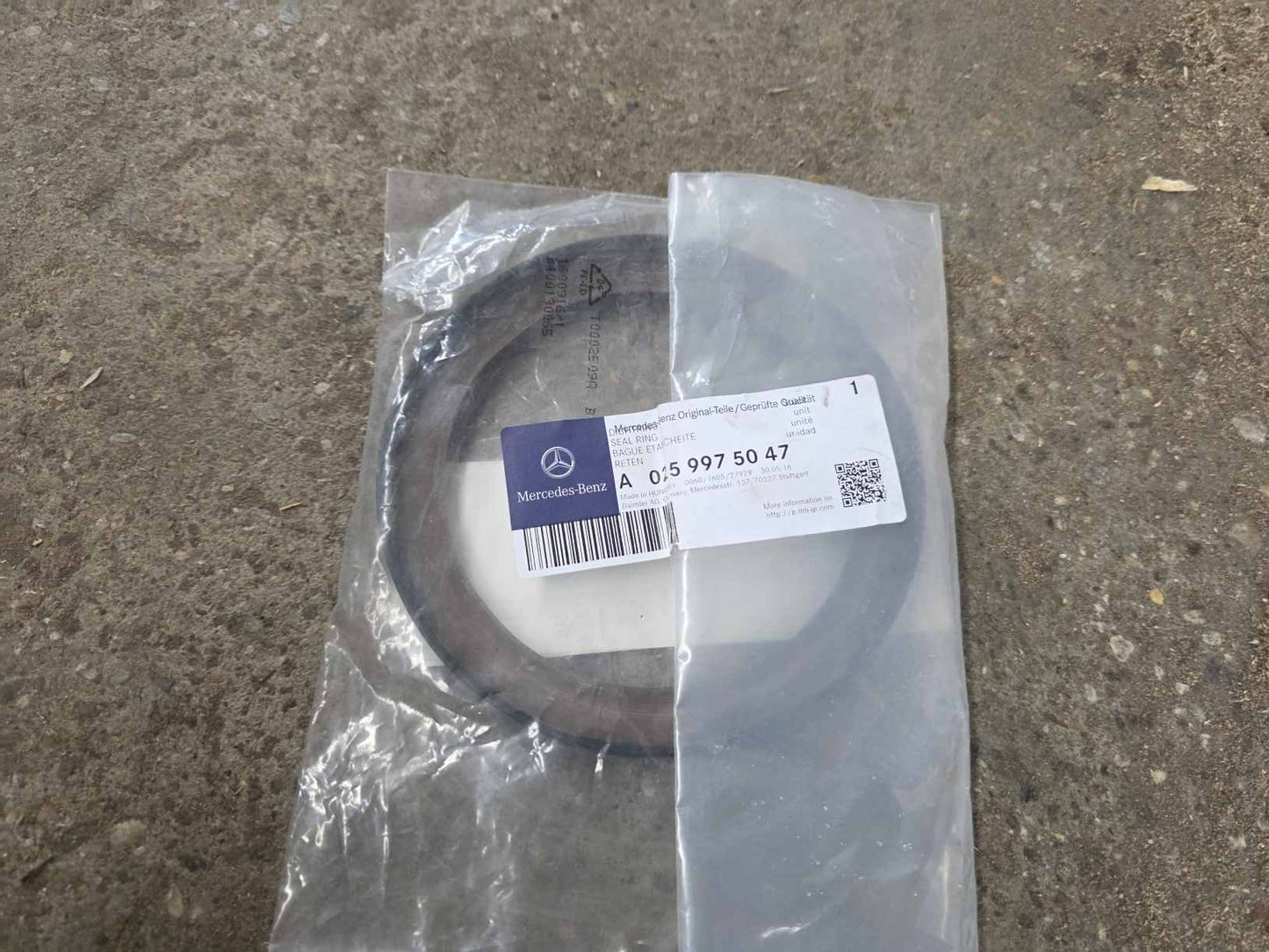 MERCEDES-BENZ ATEGO CRANK SHAFT SENSOR A0259975047