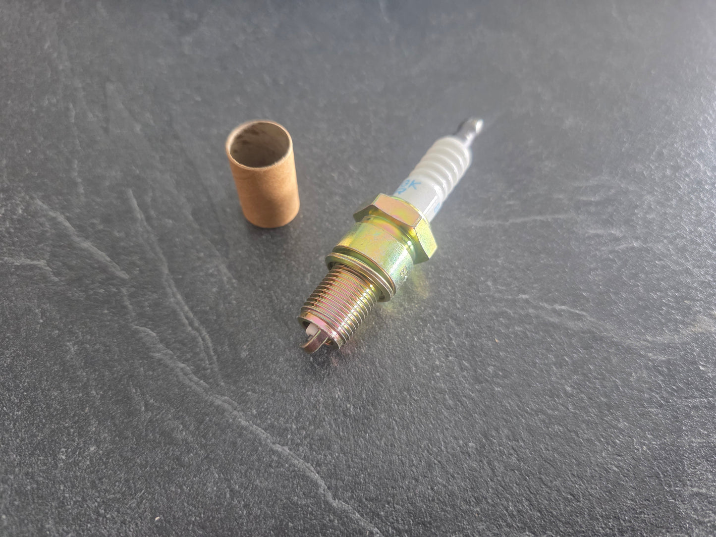 Uždegimo žvakė NGK 7226 Spark plug NGK BPR7ES-11
