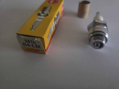 UŽDEGIMO ŽVAKĖ SPARK PLUG NGK B4-LM