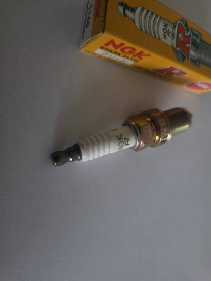 UŽDEGIMO ŽVAKĖ NGK 3720 BCPR6EY-11 V-POWER SPARK PLUG