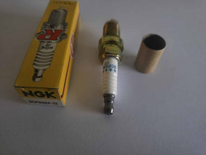 UŽDEGIMO ŽVAKĖ NGK 3837 BCPR6EP-13 V-POWER SPARK PLUG