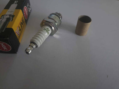 UŽDEGIMO ŽVAKĖ BKUR5ET10 NGK 7553 SPARK PLUG