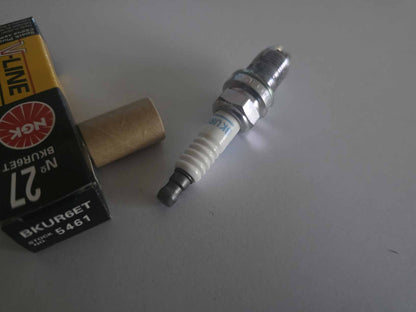UŽDEGIMO ŽVAKĖ BKUR6ET10 NGK 2397 SPARK PLUG